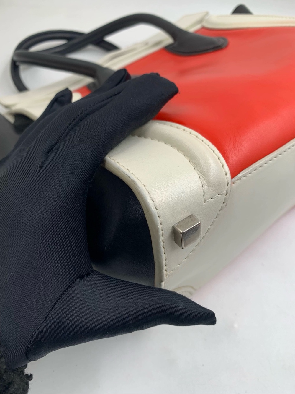 ❤️🖤  CELINE Nano Luggage Tote 🖤❤️
Iconic Tri-Color Smooth Leather - Picture 11 of 12